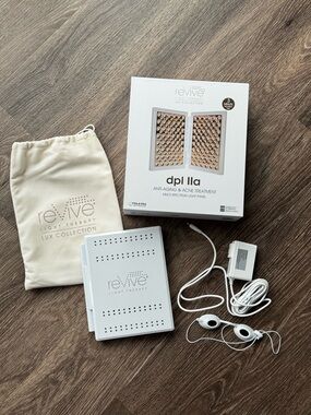 Light Therapy dpl IIa Anti-Aging & Acne Treatment - White